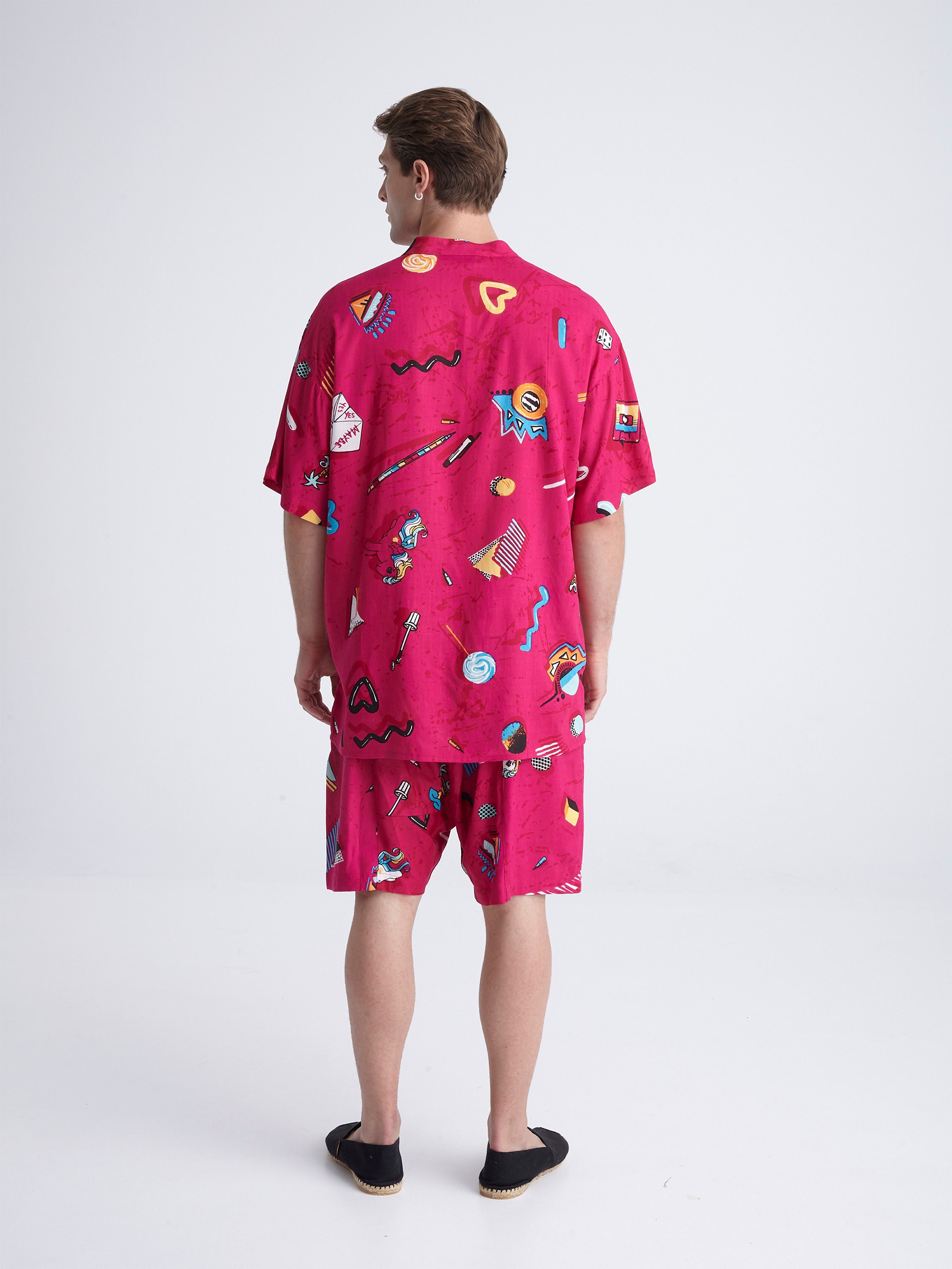 Men’s Pop Icon Print Fuchsia Vacation Shorts - view 3