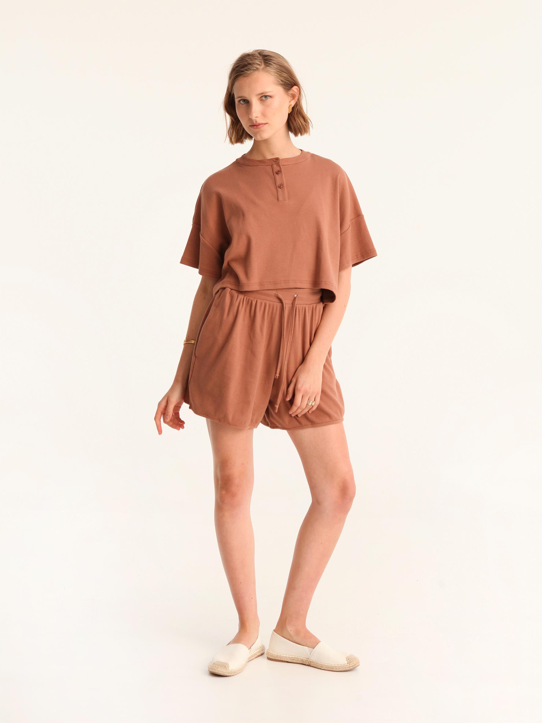 Women’s Cocoa Brown Relaxed High Rise Resort Shorts - view 3