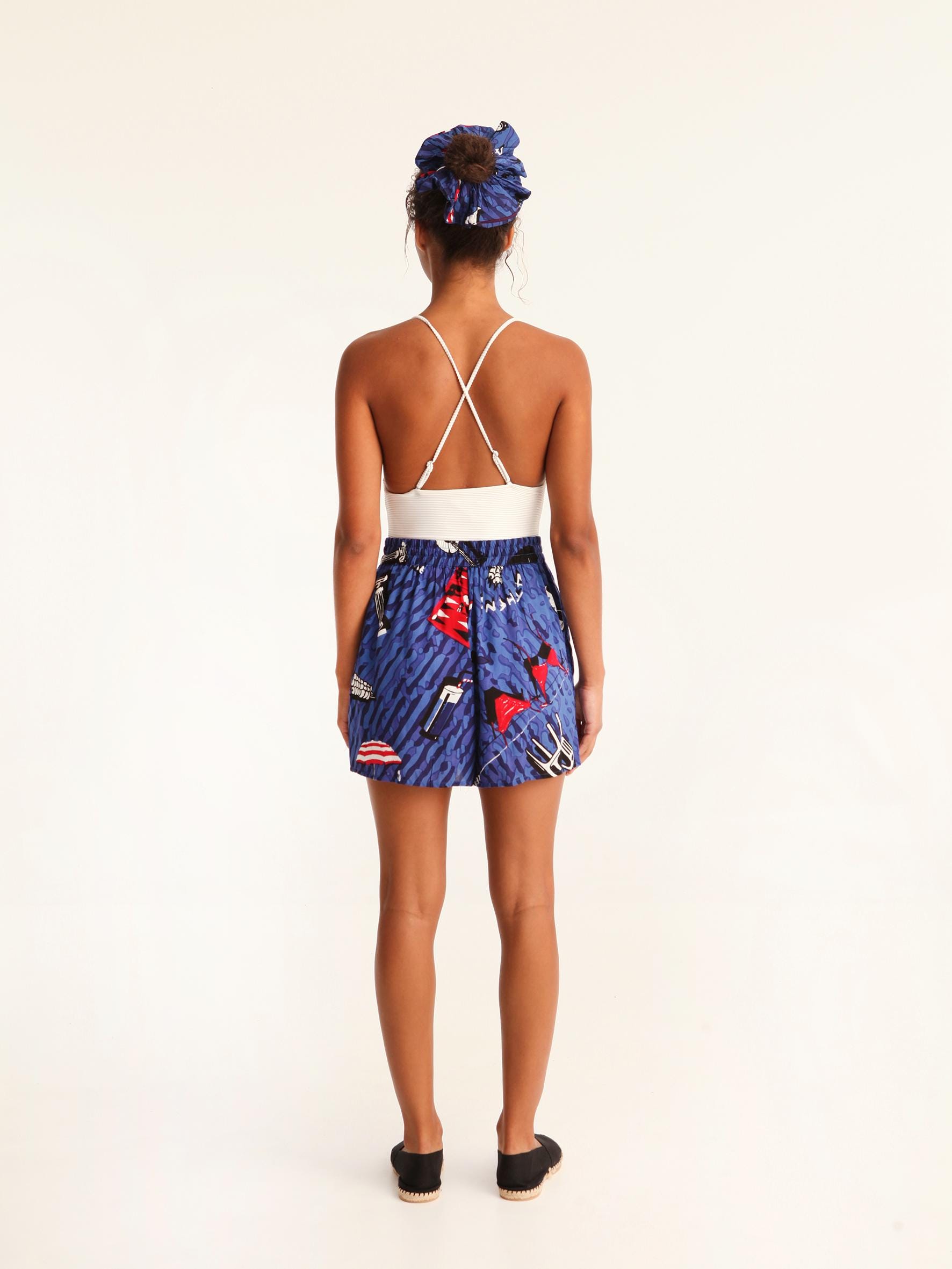Women’s Coastal Motif Blue Abstract High Rise Resort Shorts - view 5